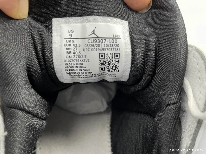Kick Theory CU9307-100 Flint Retro 7 Jordan (2021) 0731